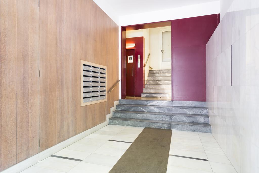 Habitat Apartments Garden View บาร์เซโลนา ภายนอก รูปภาพ