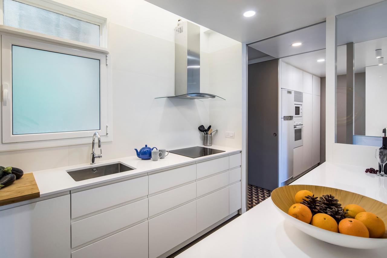 Habitat Apartments Garden View บาร์เซโลนา ภายนอก รูปภาพ