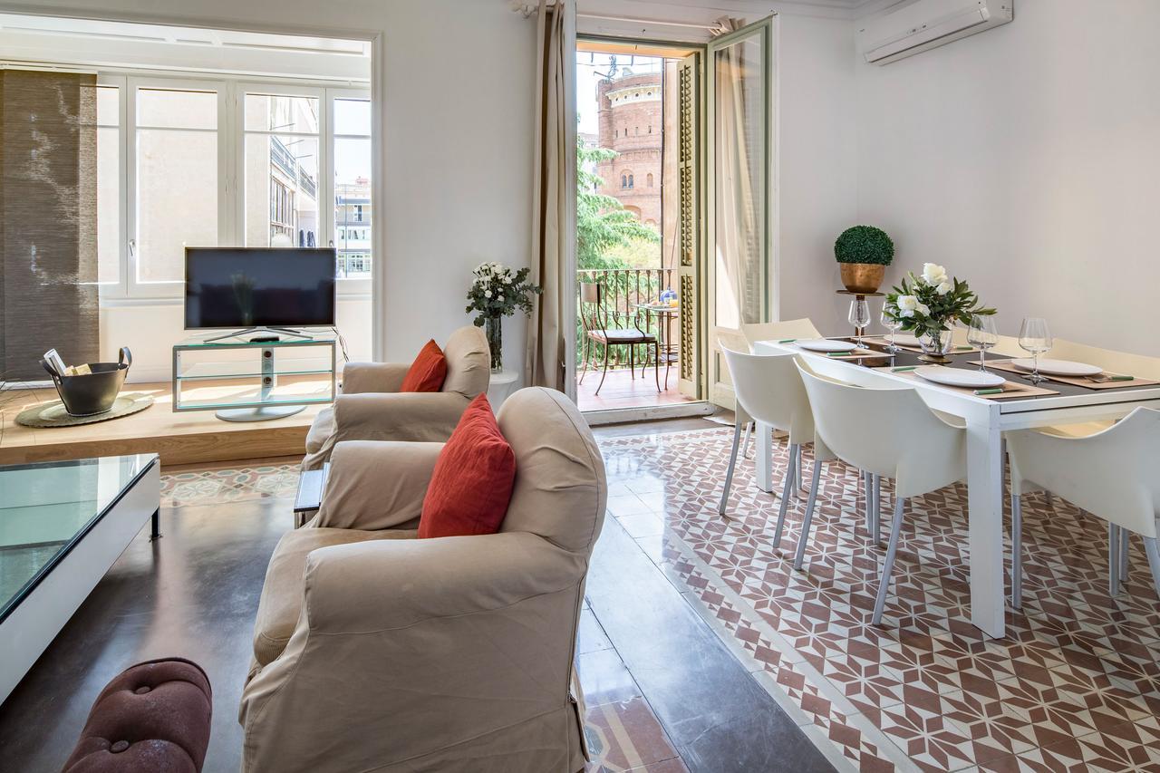 Habitat Apartments Garden View บาร์เซโลนา ภายนอก รูปภาพ